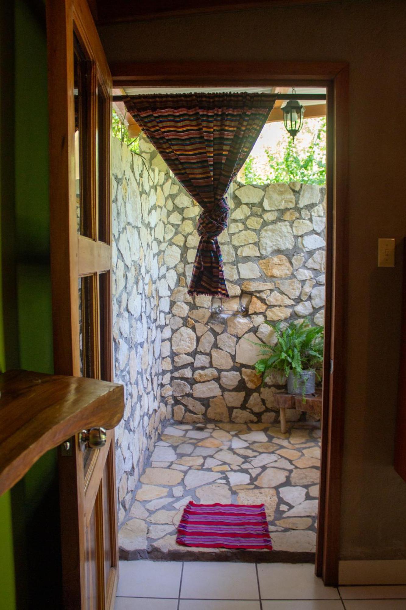 Alice Guesthouse El Remate Dış mekan fotoğraf