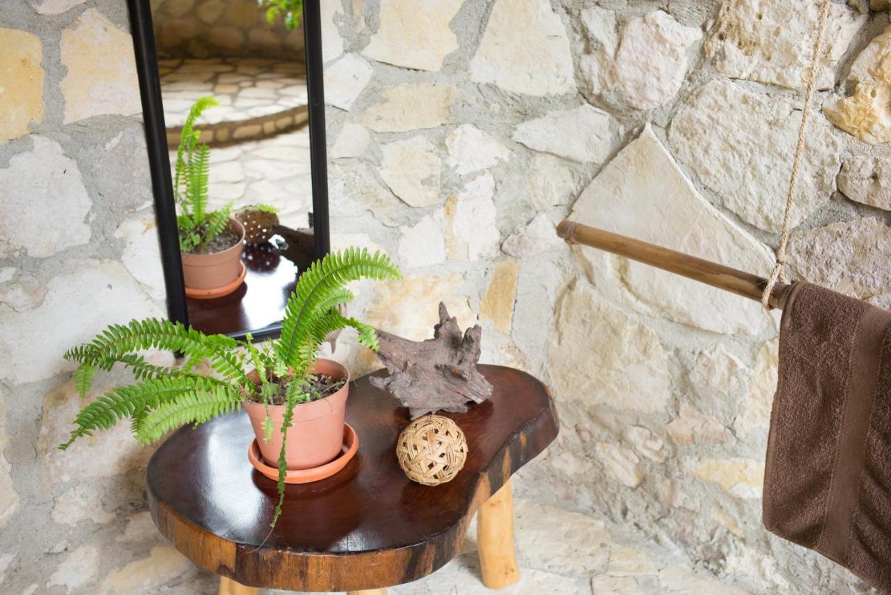 Alice Guesthouse El Remate Dış mekan fotoğraf